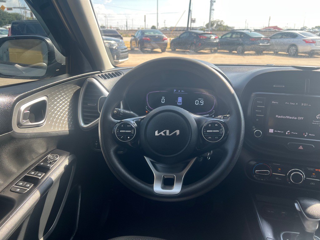 2023 Kia Soul Image 17