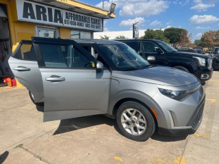 Image for 2023 Kia Soul LX ID: 7651397