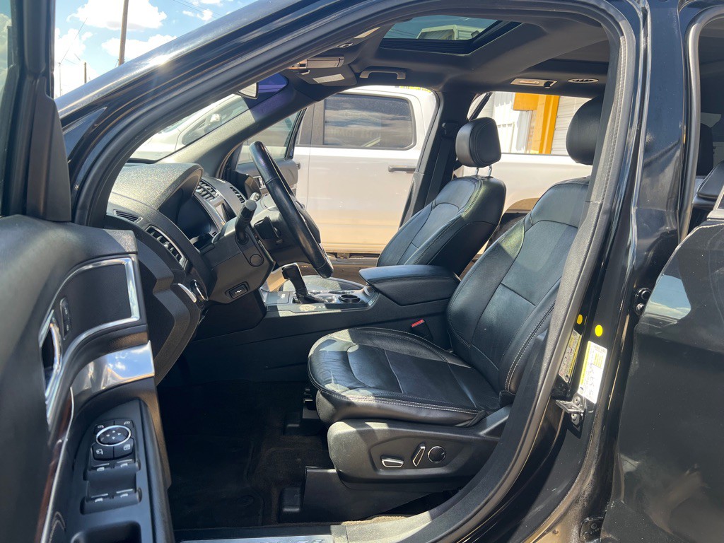 2017 Ford Explorer Image 13