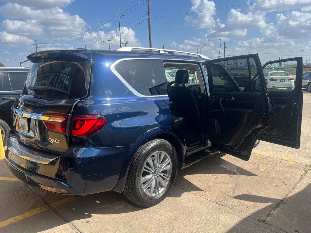 2021 INFINITI QX80 Image 12