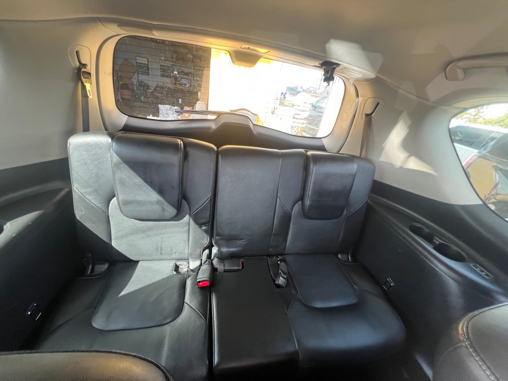 2021 INFINITI QX80 Image 17