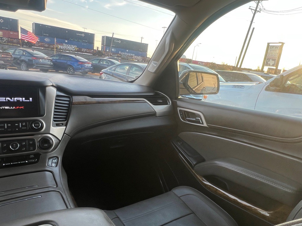 2016 GMC Yukon Image 18