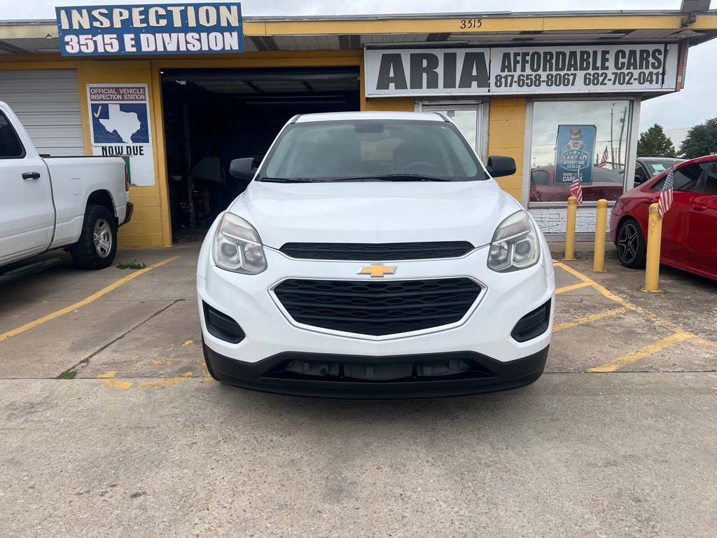 2017 Chevrolet Equinox Image 2