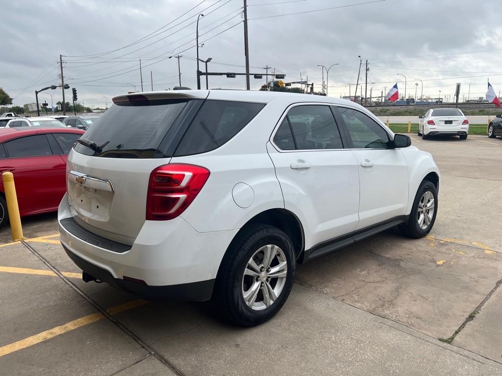 2017 Chevrolet Equinox Image 5