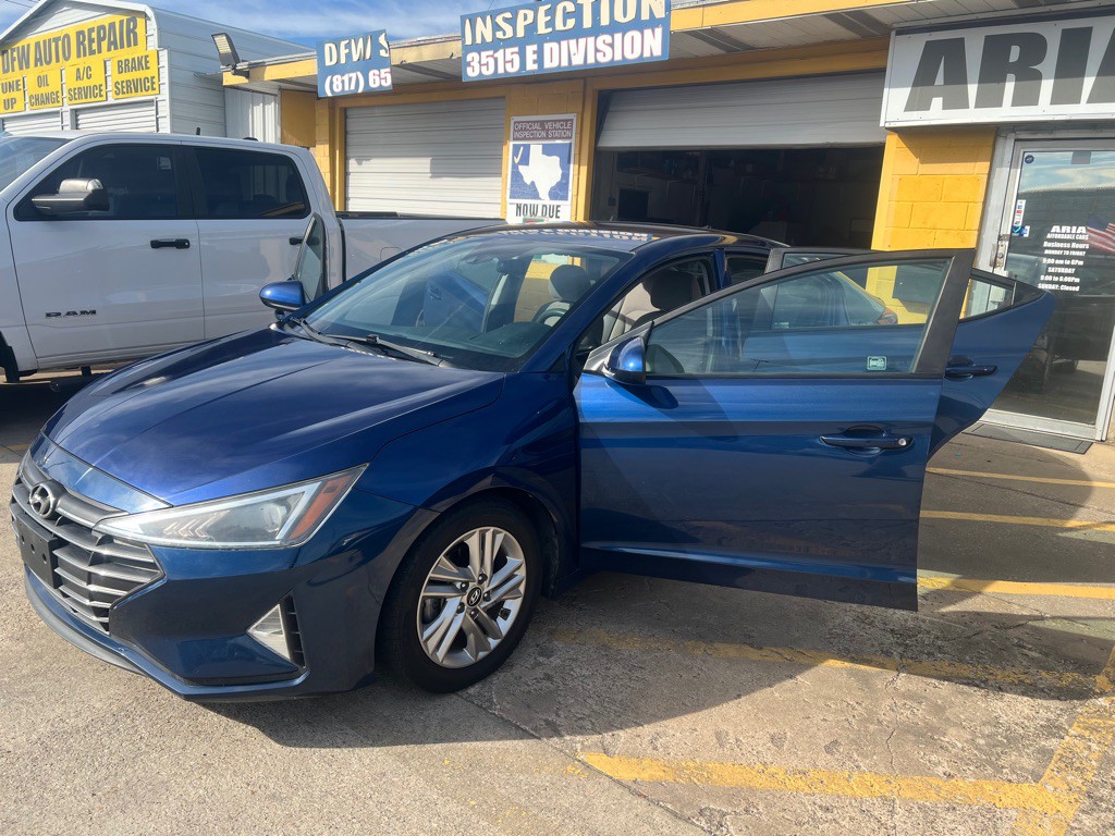 2019 Hyundai Elantra Image 9