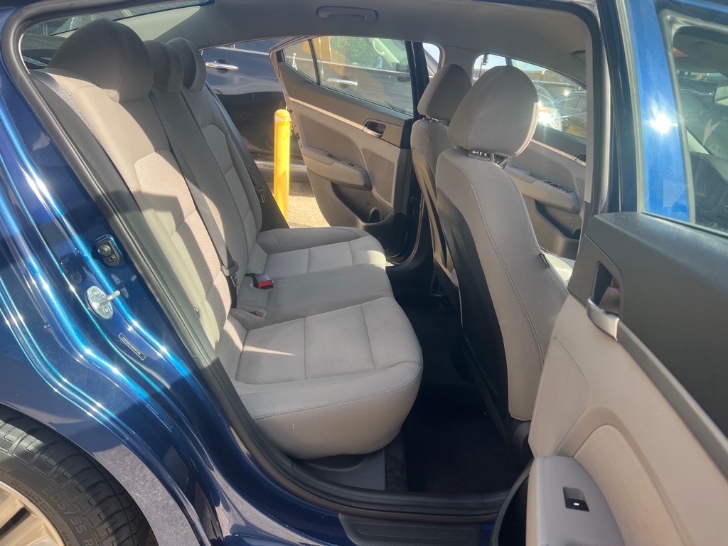 2019 Hyundai Elantra Image 15