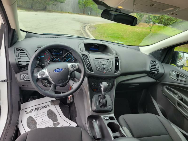 2016 Ford Escape Image 28