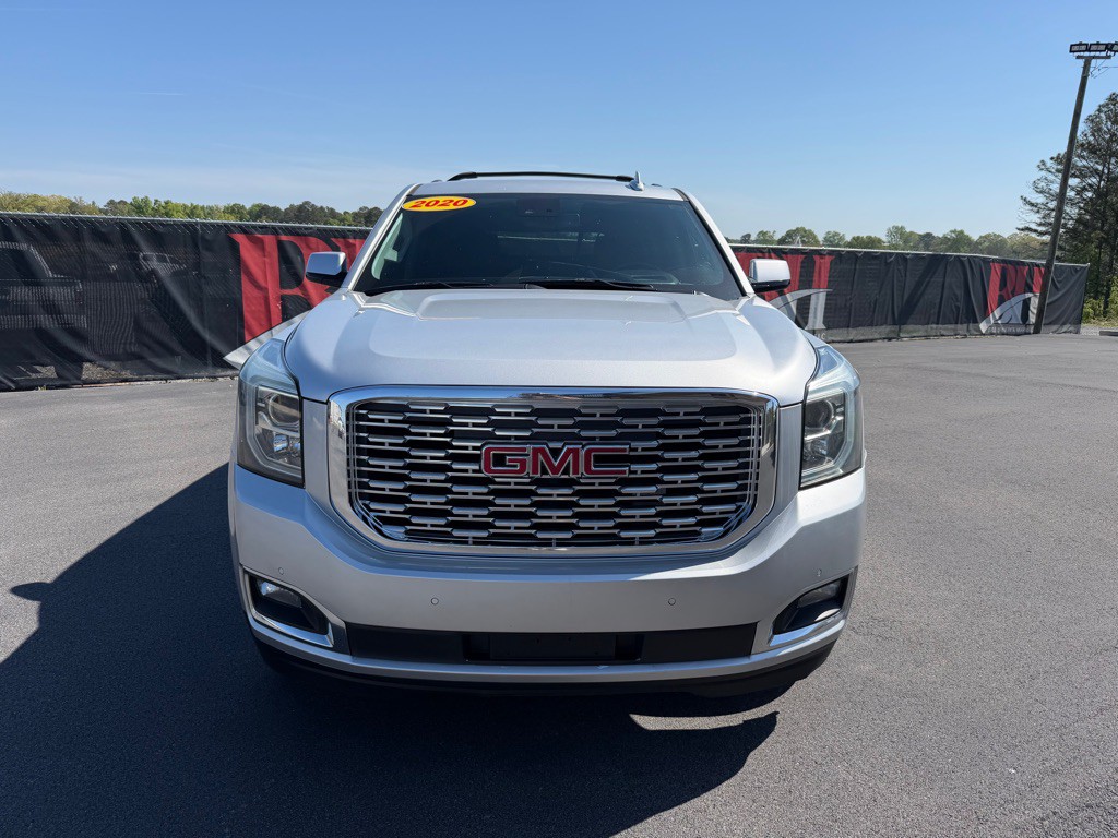 2020 GMC Yukon Image 2