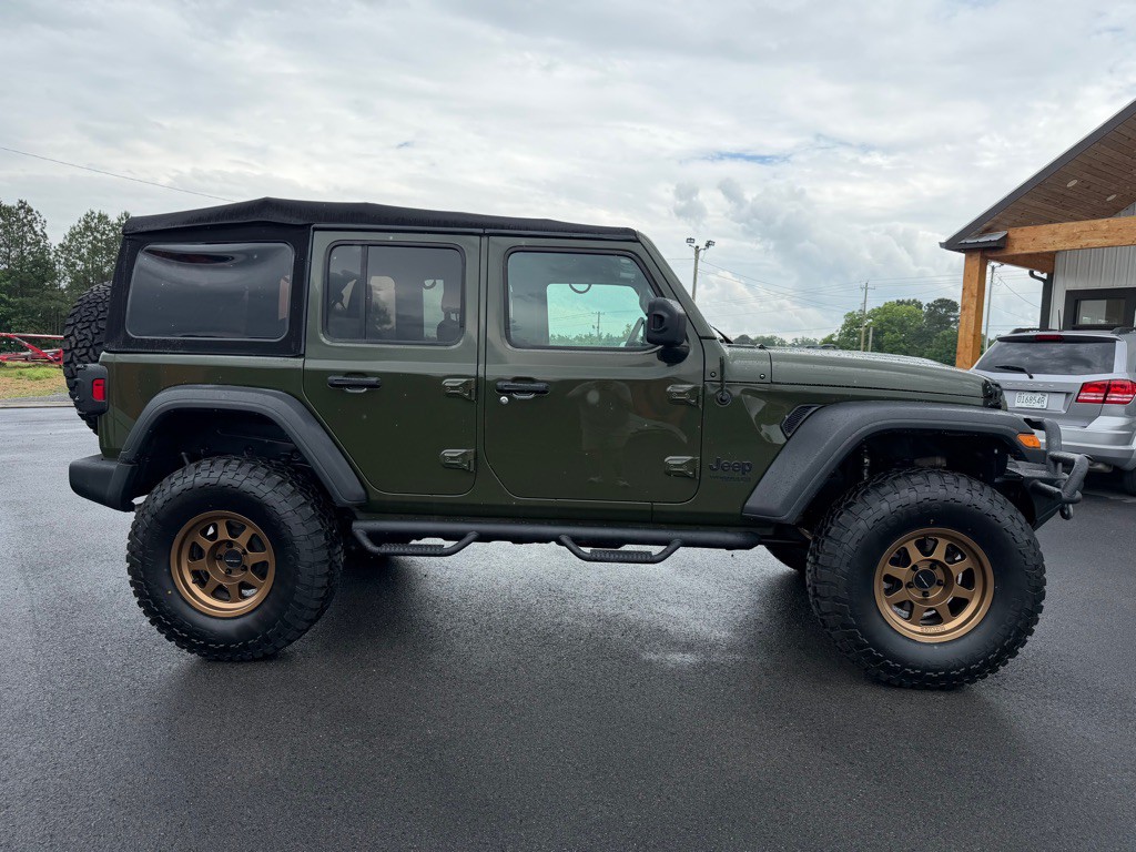 2022 Jeep Wrangler Unlimited Image 3