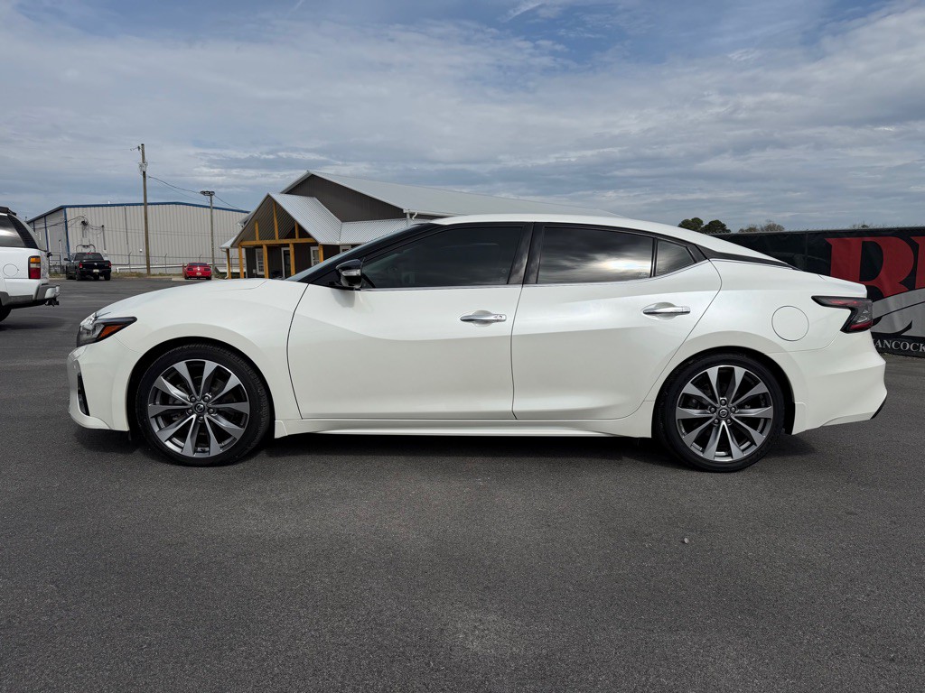 2021 Nissan Maxima Image 2