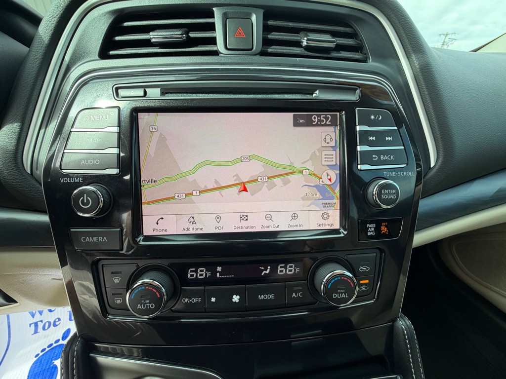 2021 Nissan Maxima Image 8