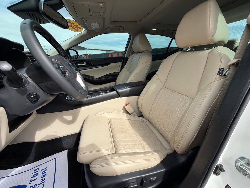 2021 Nissan Maxima Image 9