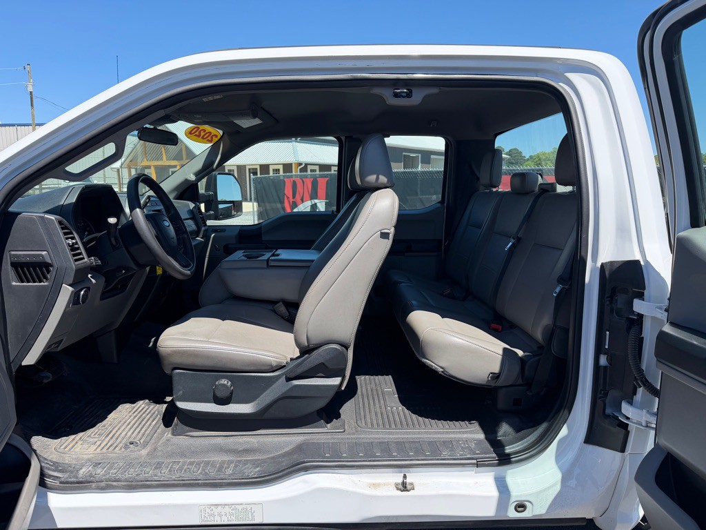 2020 Ford F-350 Image 6