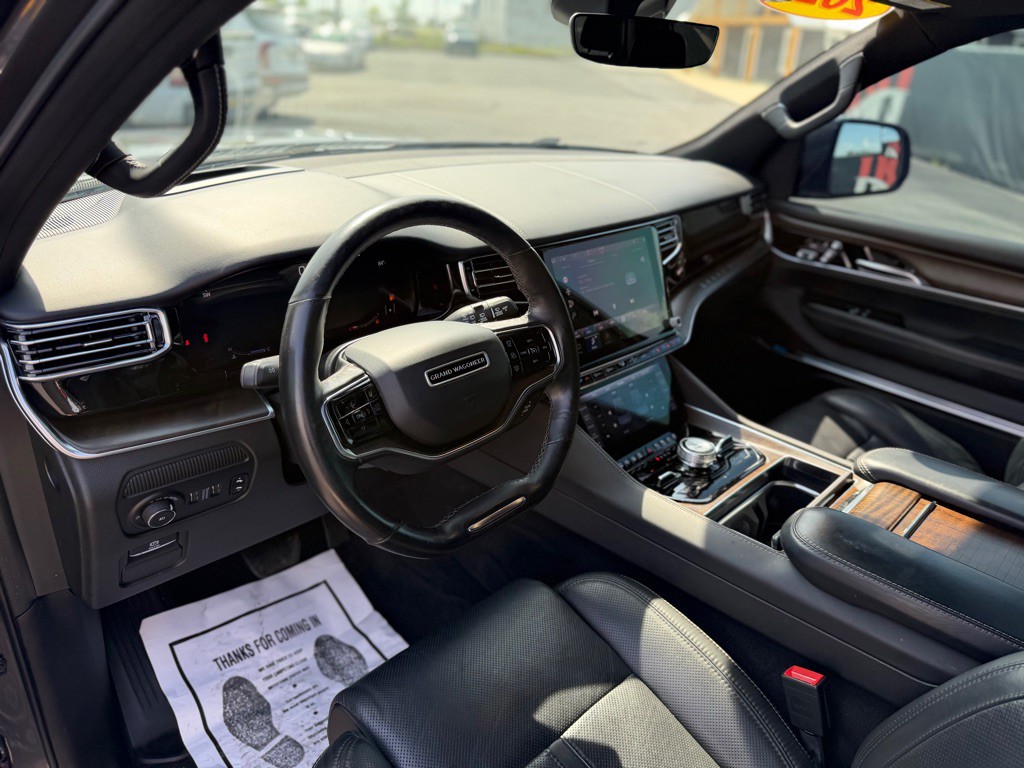 2022 Jeep Grand Cherokee Image 9