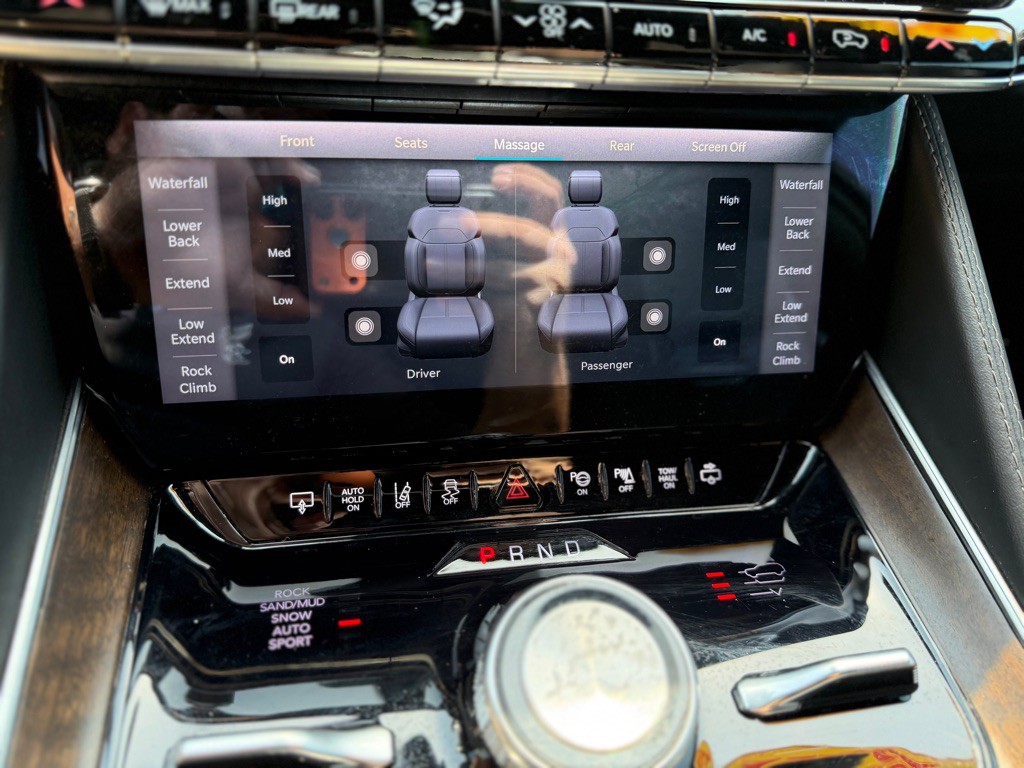 2022 Jeep Grand Cherokee Image 10