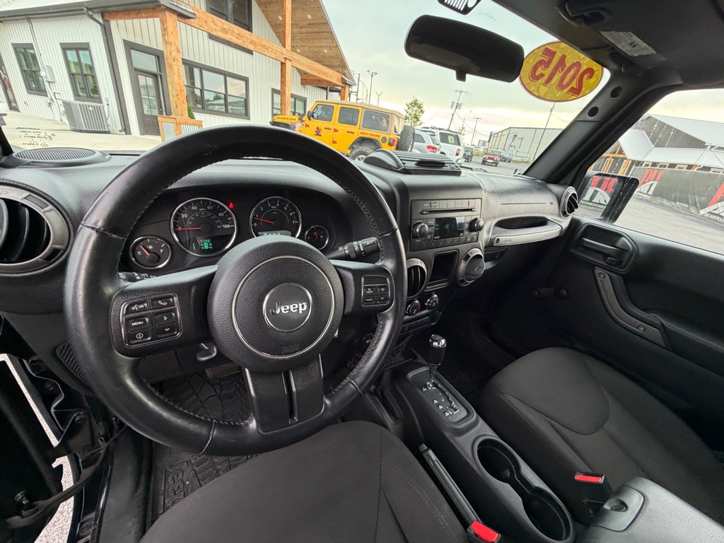 2015 Jeep Wrangler Image 9
