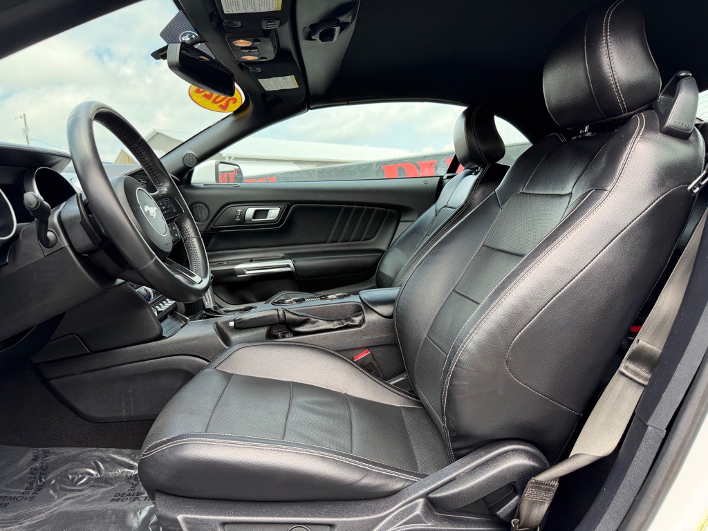 2020 Ford Mustang Image 7