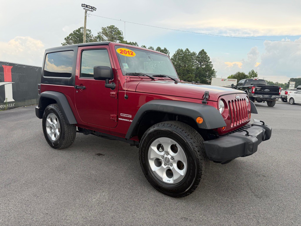 2012 Jeep Wrangler Image 2
