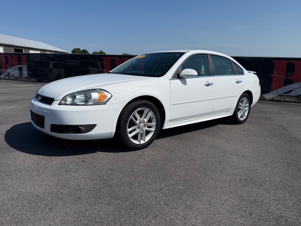 2011 Chevrolet Impala Image 1