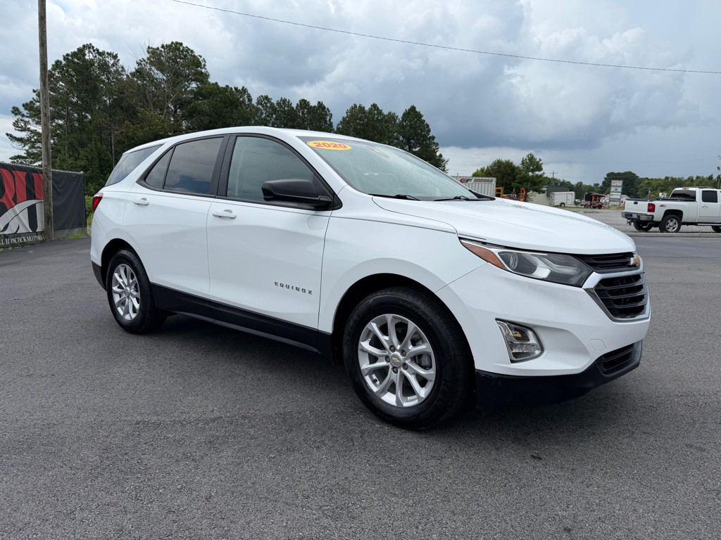 2020 Chevrolet Equinox Image 2