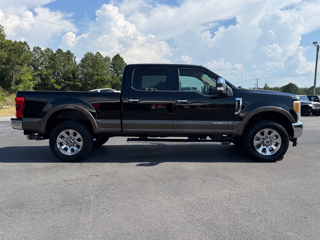 2017 Ford F-250 Image 4