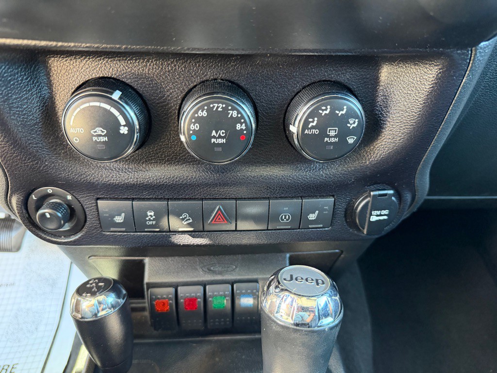2017 Jeep Wrangler Unlimited Image 11