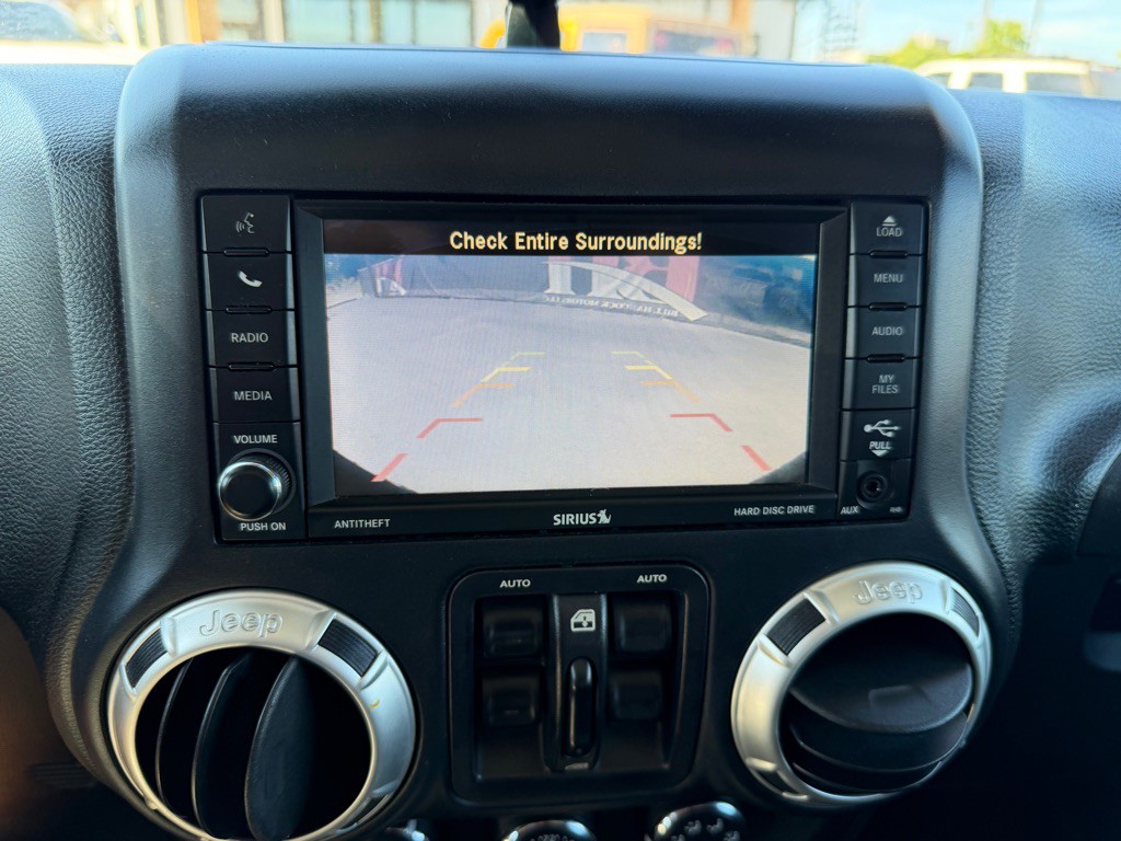 2017 Jeep Wrangler Unlimited Image 12