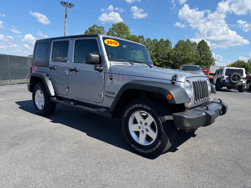 2013 Jeep Wrangler Unlimited Image 1