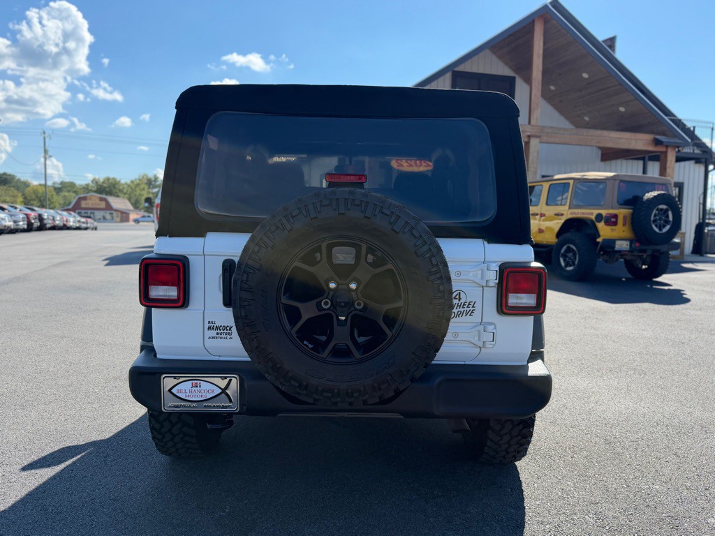 2022 Jeep Wrangler Image 4