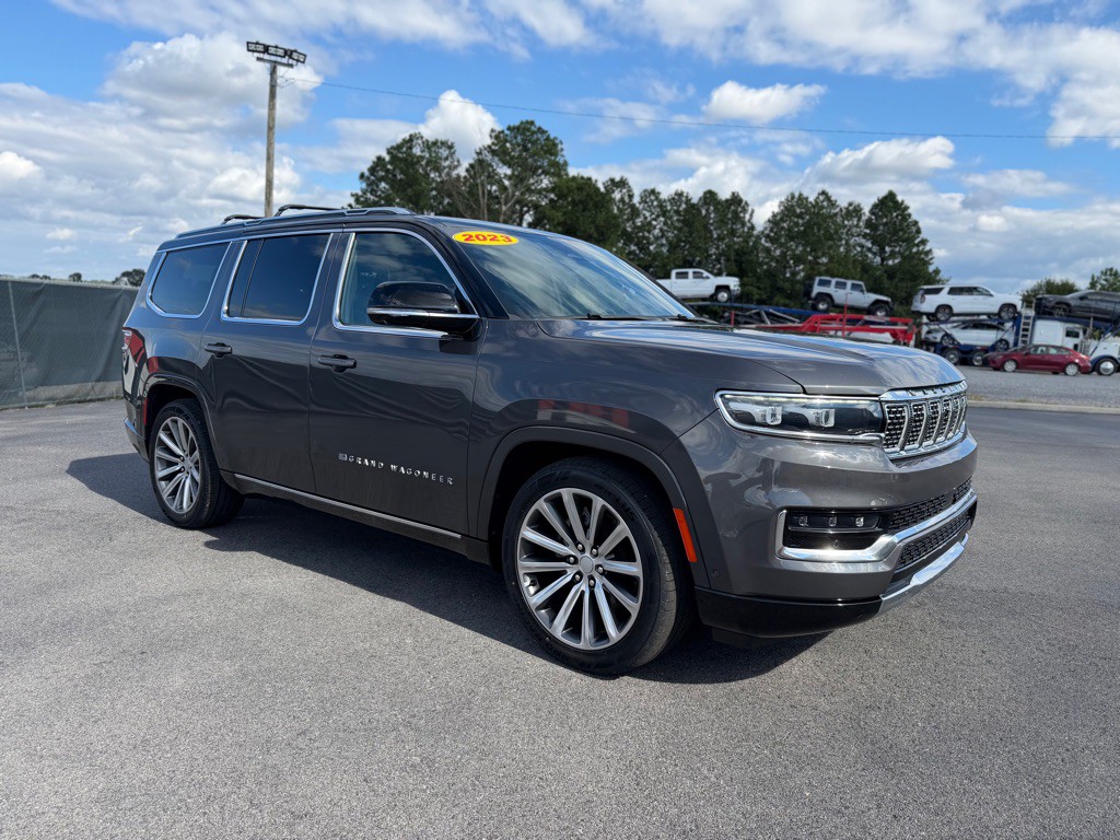 2023 Jeep Grand Cherokee Image 1