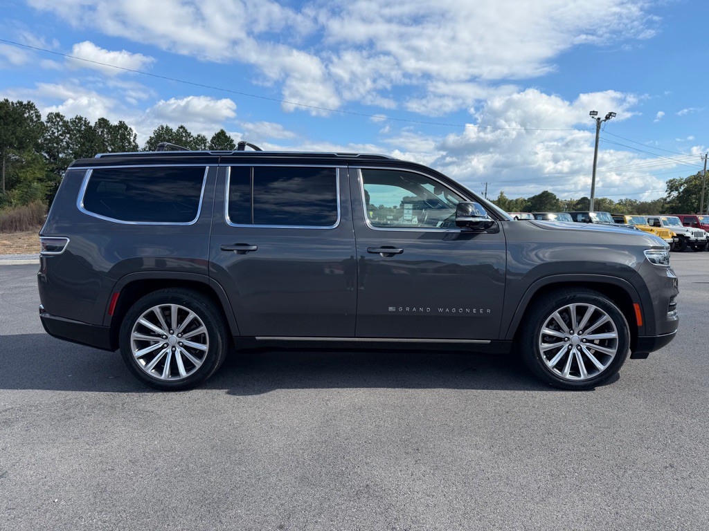 2023 Jeep Grand Cherokee Image 3