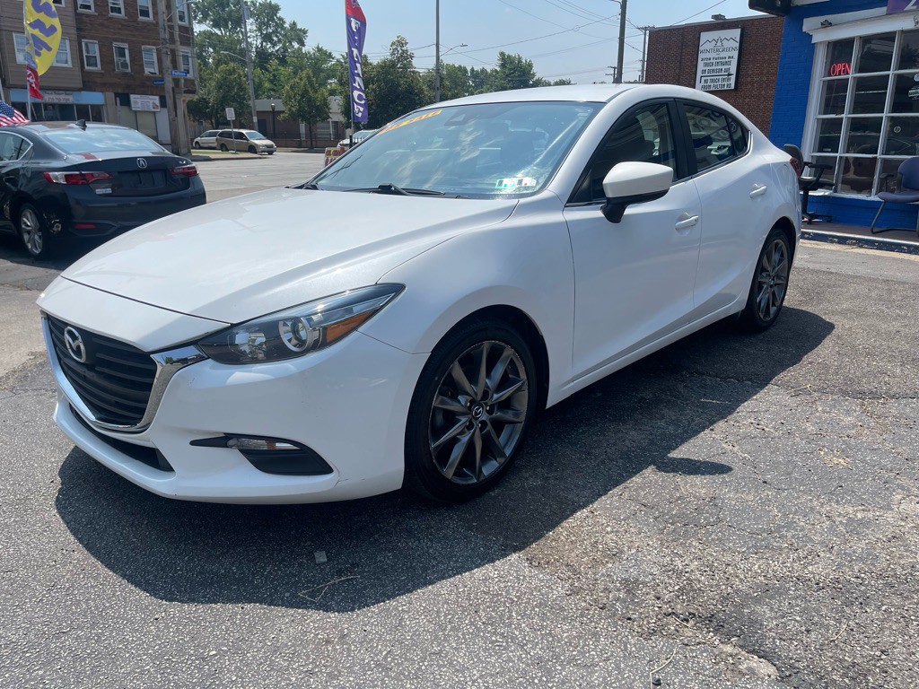 2018 Mazda Mazda3 Image 2