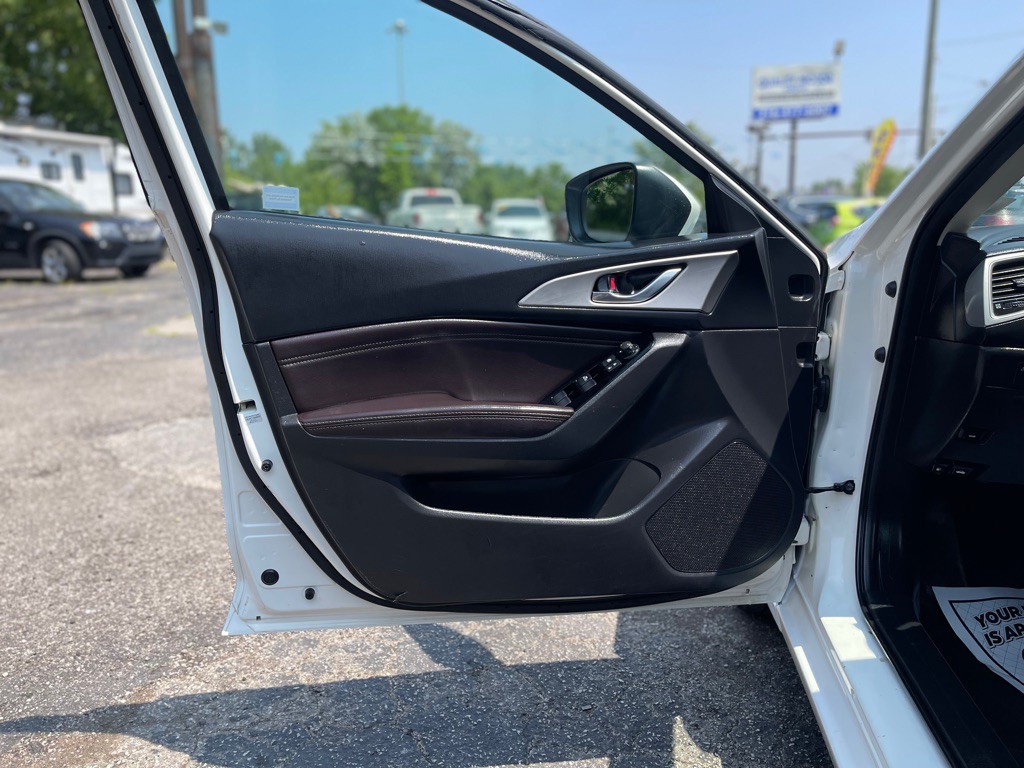 2018 Mazda Mazda3 Image 9