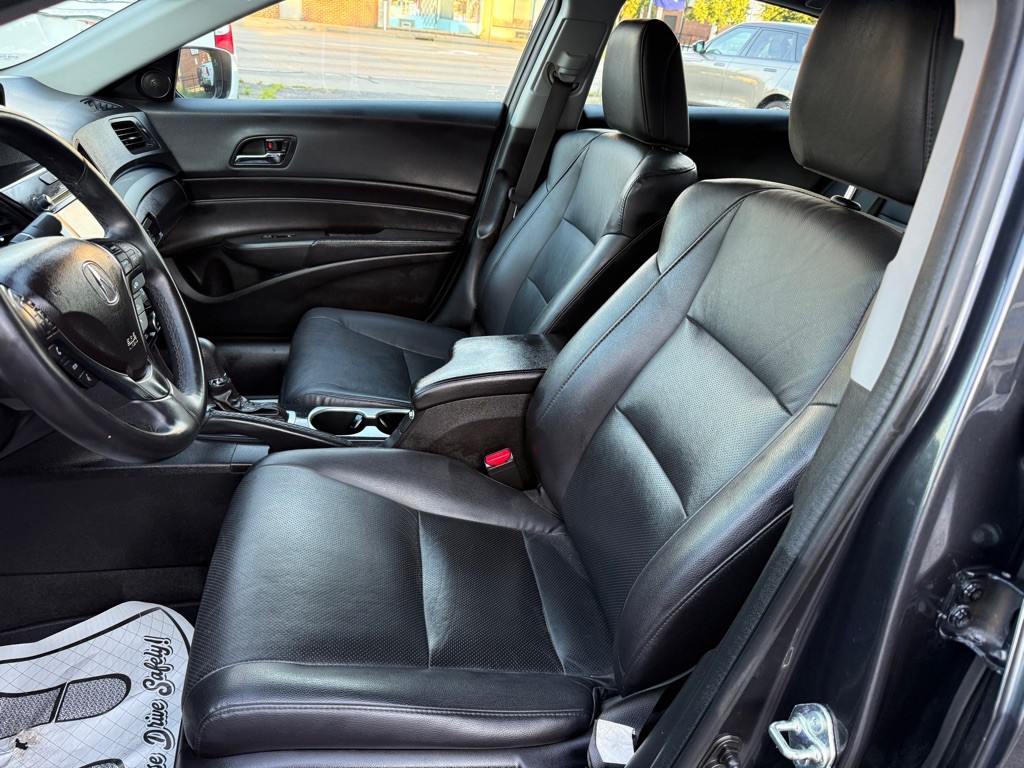 2016 Acura ILX Image 10