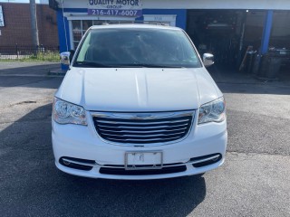 Image for 2015 Chrysler Town & Country Touring-l ID: 6625450