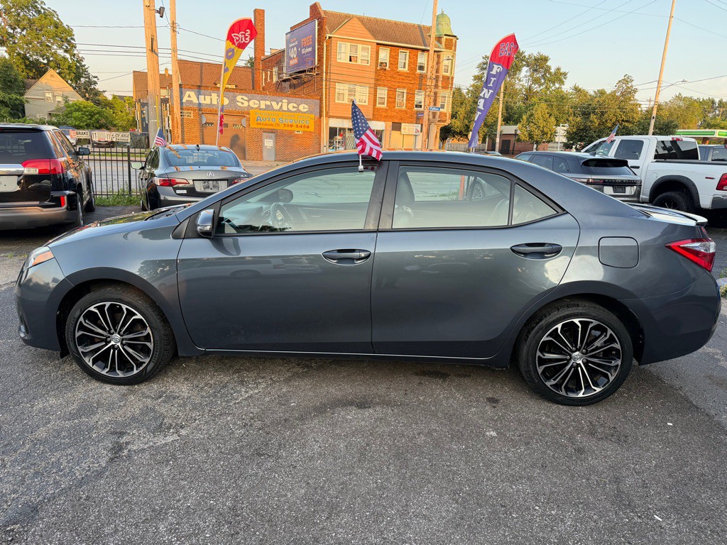 2016 Toyota Corolla Image 4