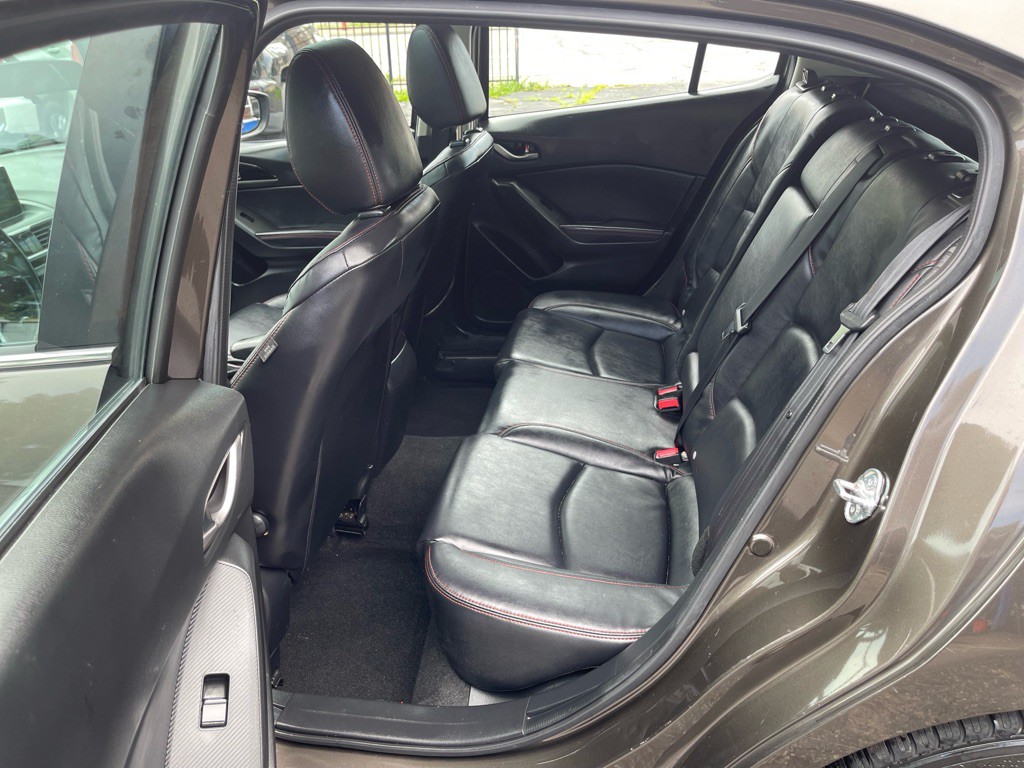 2015 Mazda Mazda3 Image 11