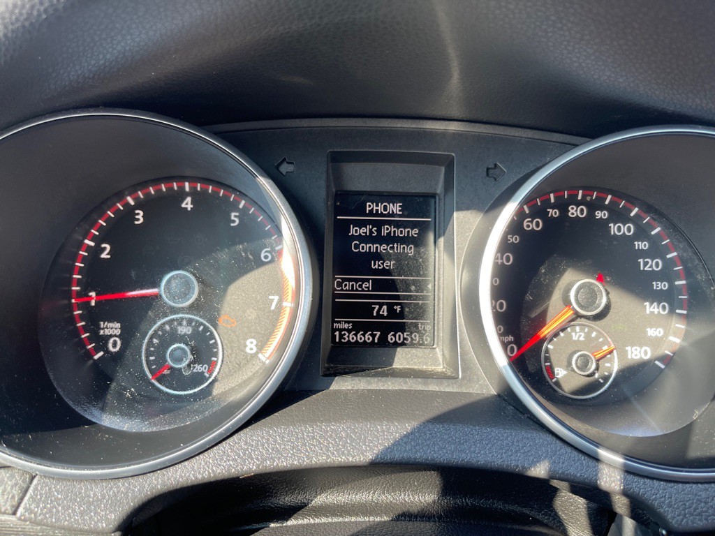 2011 Volkswagen GTI Image 14