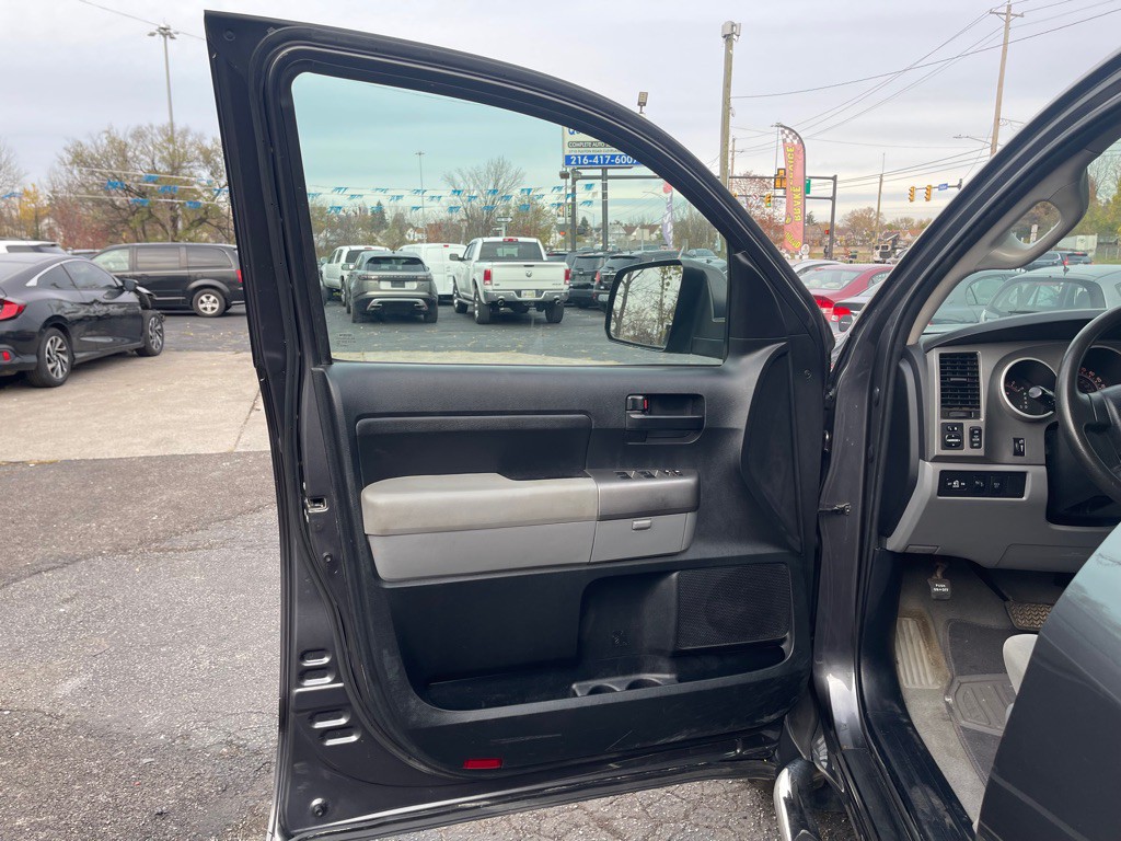 2011 Toyota Tundra Image 9