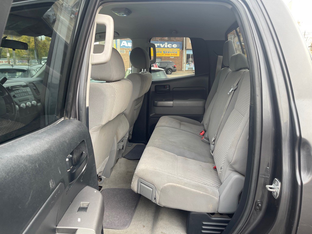 2011 Toyota Tundra Image 11