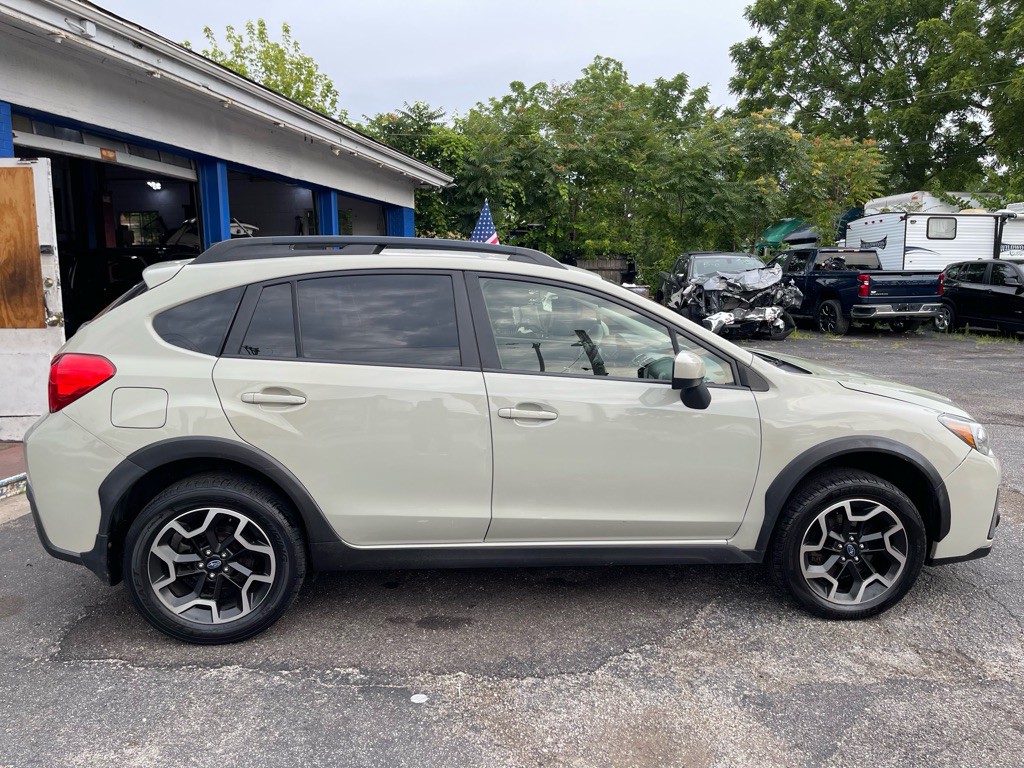 2016 Subaru Crosstrek Image 7