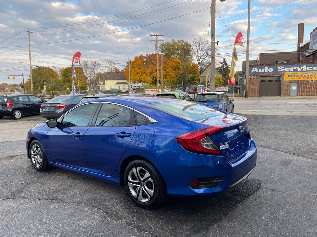 2017 Honda Civic Image 4