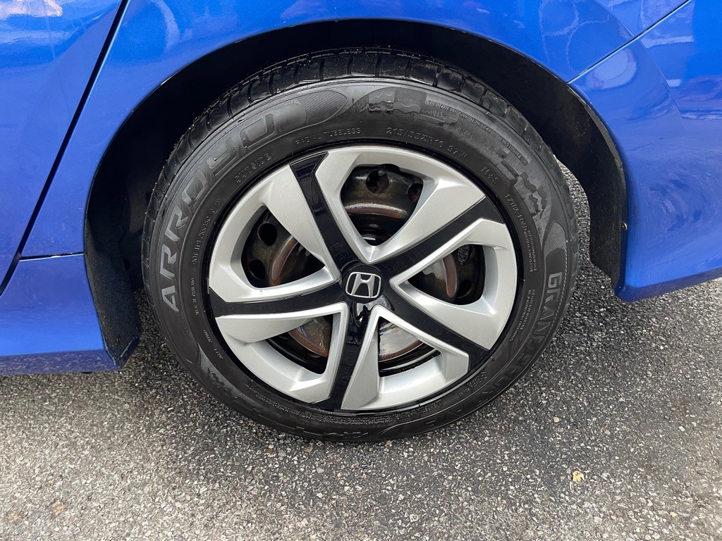 2017 Honda Civic Image 17