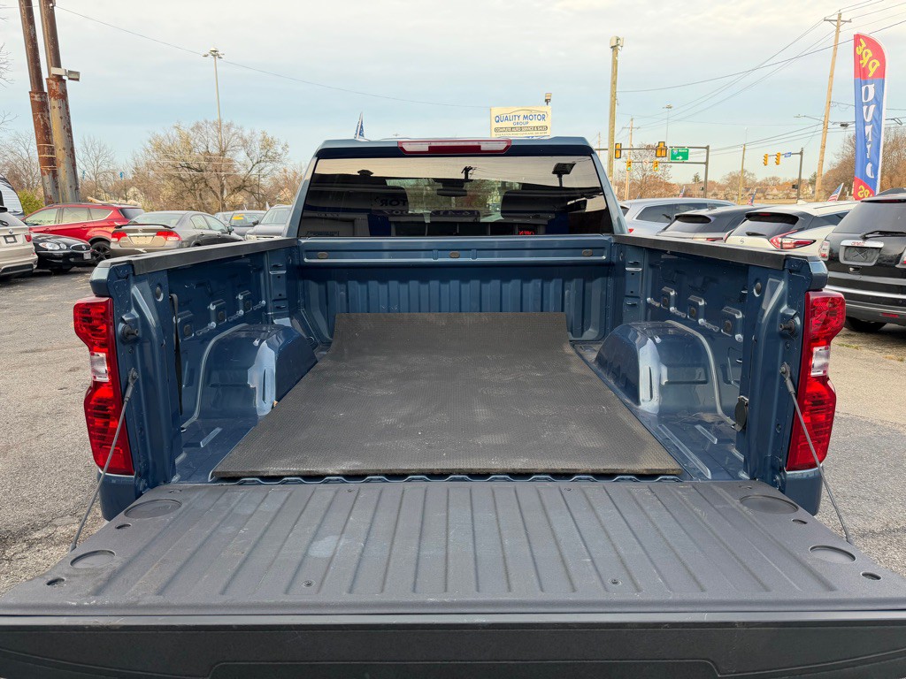 2024 Chevrolet Silverado 1500 Image 9