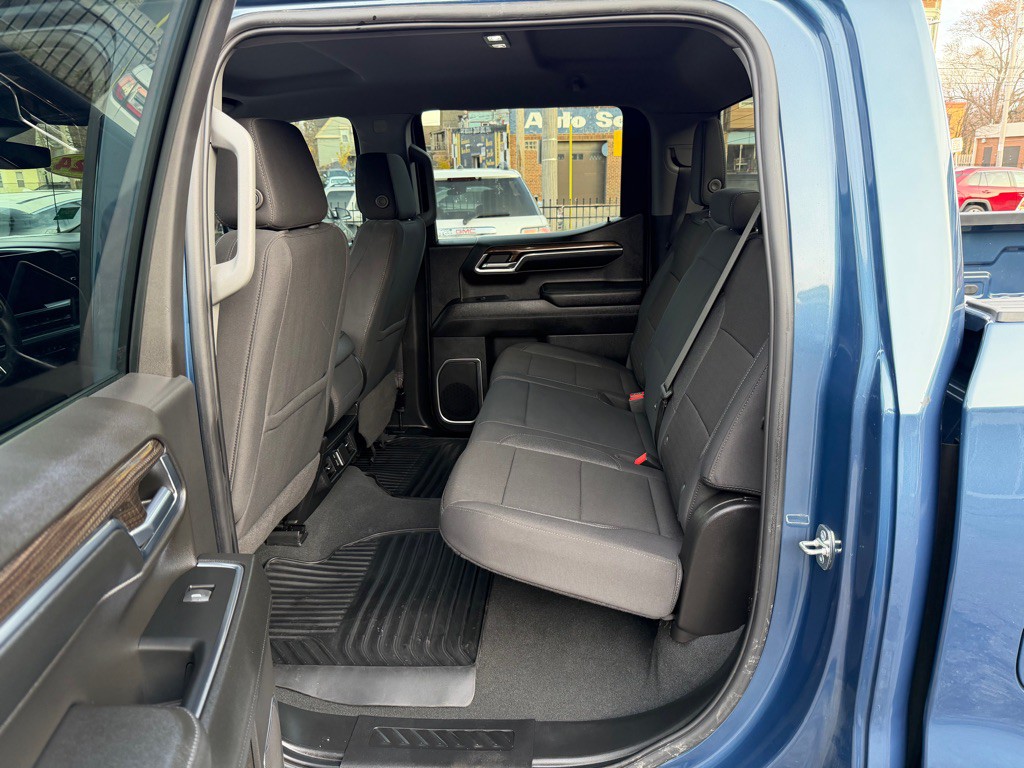 2024 Chevrolet Silverado 1500 Image 12