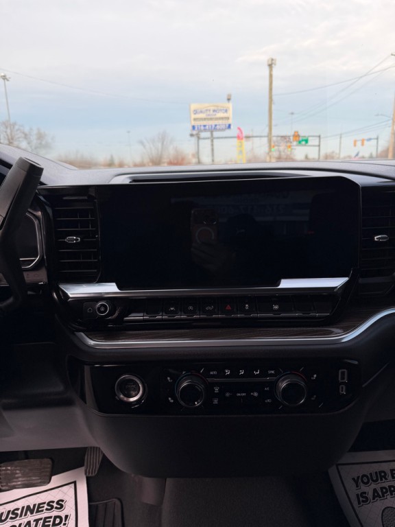 2024 Chevrolet Silverado 1500 Image 14