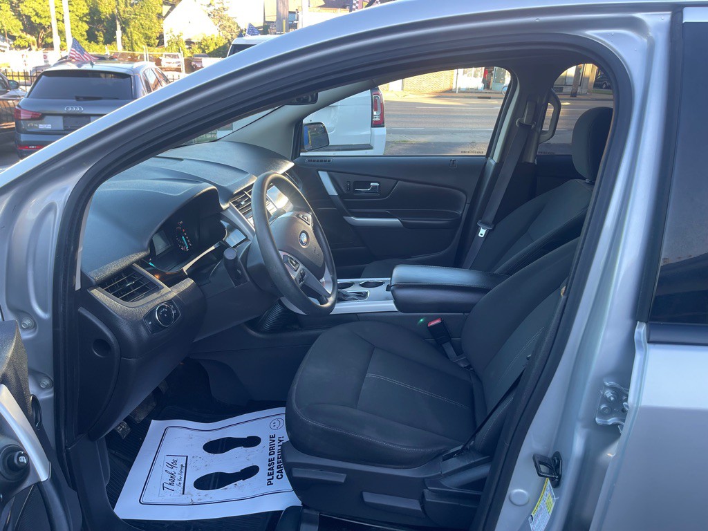 2014 Ford Edge Image 10