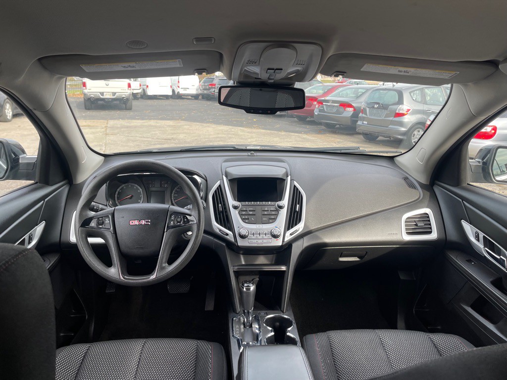 2017 GMC Terrain Image 12