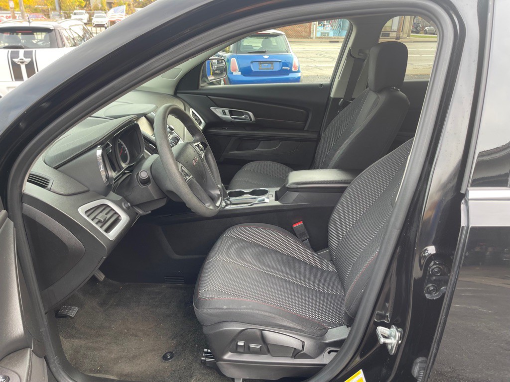 2017 GMC Terrain Image 7