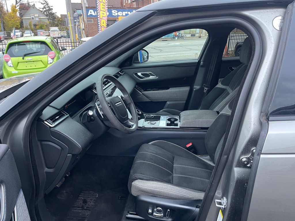 2018 Land Rover Range Rover Image 10